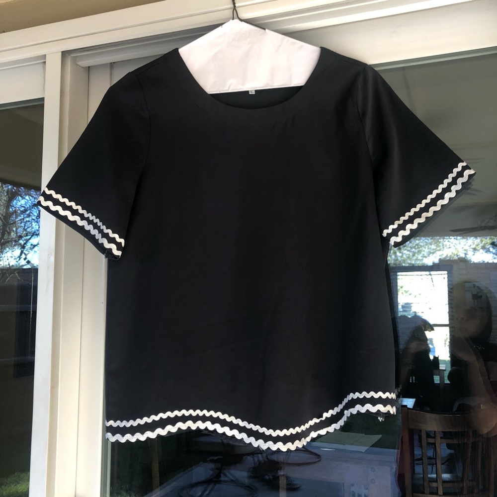black and white dress shirt
